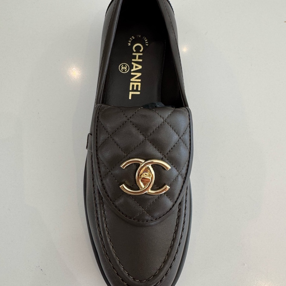 Chanel Dark Brown Moccasins - NWT size 38.5 - Picture 4 of 6
